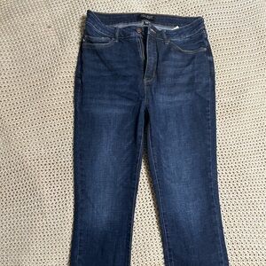 Never worn Judy Blue Straight Leg Jeans
